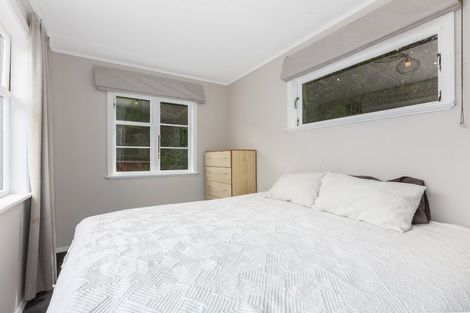 Photo of property in 18 Dover Road, Wainuiomata, Lower Hutt, 5014