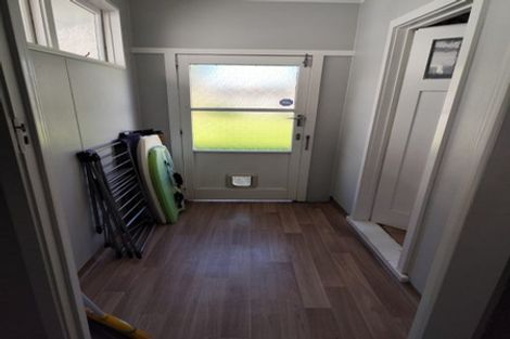 Photo of property in 20 The Esplanade, Eastern Beach, Auckland, 2012