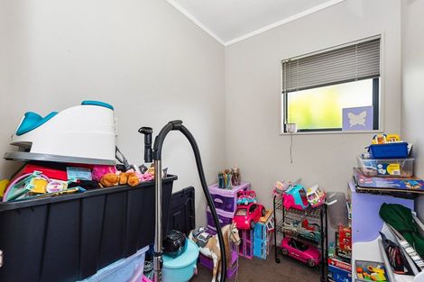 Photo of property in 2 Rosehill Place, Nawton, Hamilton, 3200