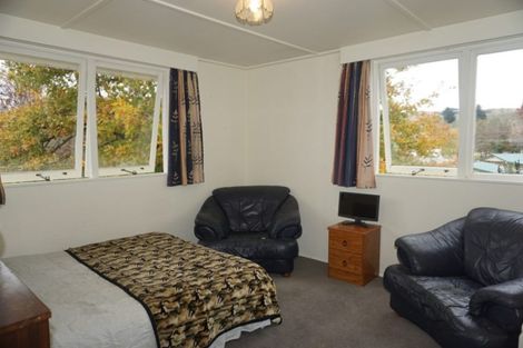 Photo of property in 8 Canna Street, Lawrence, 9532