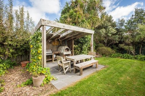 Photo of property in 42 Hathaway Avenue, Boulcott, Lower Hutt, 5010