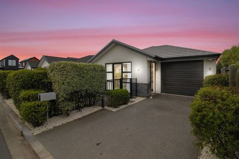 Photo of property in 8 Capil Court, Halswell, Christchurch, 8025