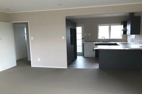 Photo of property in 2/11 Winscombe Street, Belmont, Auckland, 0622