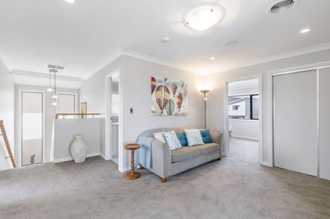Photo of property in 52 Nautilus Drive, Gulf Harbour, Whangaparaoa, 0930