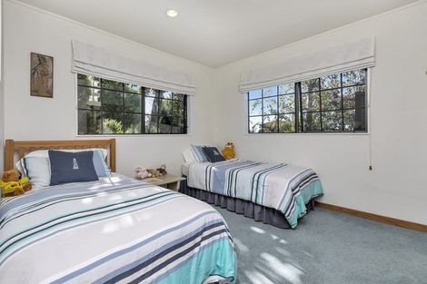 Photo of property in 1/70 Ocean View Road, Northcote, Auckland, 0627