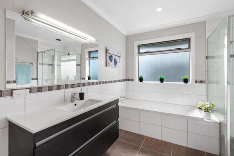 Photo of property in 11 Woodlands Road, Gordonton, Hamilton, 3281