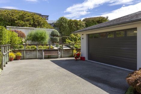 Photo of property in 19 Kinder Street, Acacia Bay, Taupo, 3330