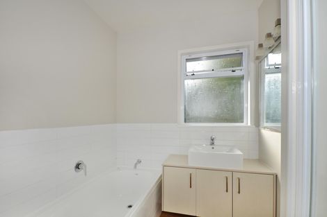 Photo of property in 9 Te Puia Street, Te Kamo, Whangarei, 0112