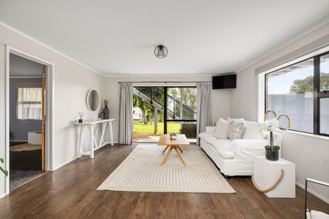 Photo of property in 14 Meander Drive, Welcome Bay, Tauranga, 3112