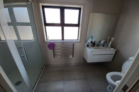 Photo of property in 23 Brindle Way, Newlands, Wellington, 6037