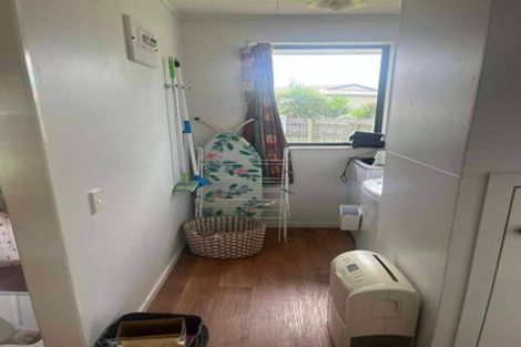 Photo of property in 22 Crawshaw Drive, Nawton, Hamilton, 3200