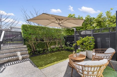 Photo of property in 39 Rangihina Road, Hobsonville, Auckland, 0616