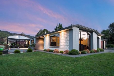 Photo of property in 94 Maui Pomare Road, Nikau Valley, Paraparaumu, 5032