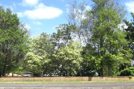 Photo of property in 15 City View Terrace, Birkenhead, Auckland, 0626