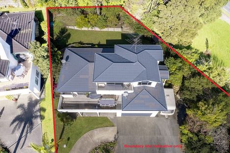 Photo of property in 144 Red Beach Road, Red Beach, 0932