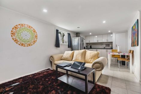 Photo of property in 1/10 Bishop Street, Green Bay, Auckland, 0604