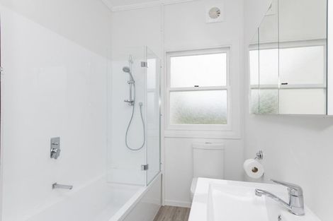 Photo of property in 37 Muir Street, Te Hapara, Gisborne, 4010