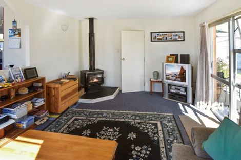 Photo of property in 16 Black Peak Road, Omarama, 9412