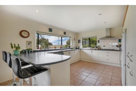 Photo of property in 125 Alf Access Road, Helensville, 0875