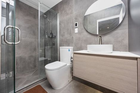 Photo of property in 6/34 Lincoln Park Avenue, Massey, Auckland, 0614