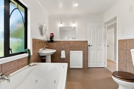 Photo of property in 9 Water Race Lane, Thames, 3577