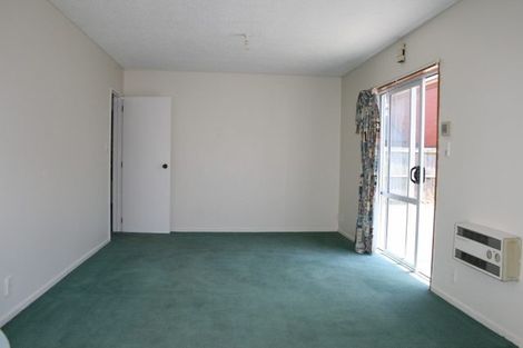 Photo of property in 2/27 Peverel Street, Riccarton, Christchurch, 8041