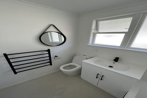 Photo of property in 4/17 Kowhai Street, Naenae, Lower Hutt, 5011