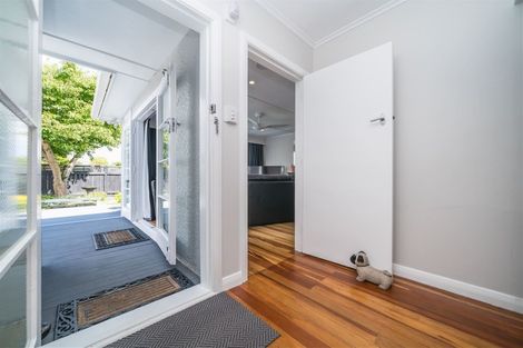 Photo of property in 2 Ascot Street, Hokowhitu, Palmerston North, 4410