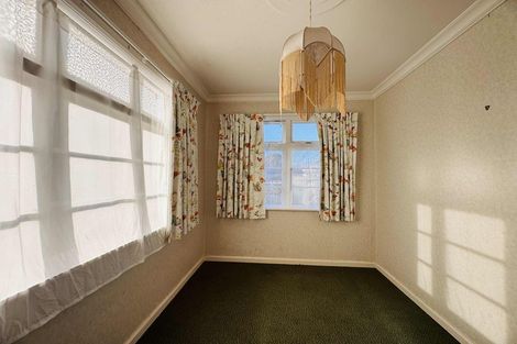 Photo of property in 29-31 Rangitira Avenue, Palmerston North, 4414