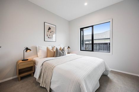 Photo of property in 106 Metoriti Crescent, Karaka, 2124