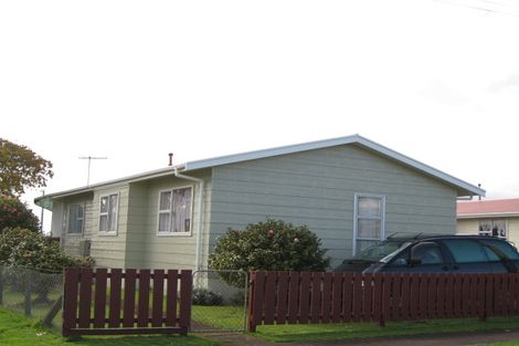 Photo of property in 128 Broadway, Waitara, 4320