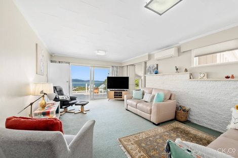 Photo of property in 21 Acacia Avenue, Maungaraki, Lower Hutt, 5010