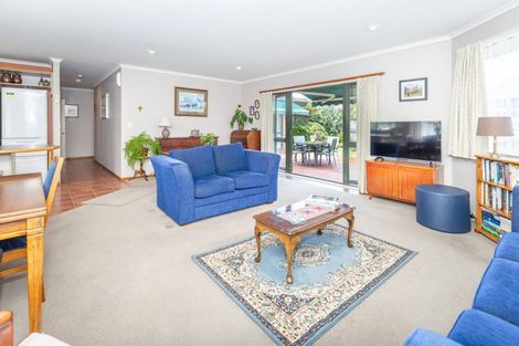 Photo of property in 12 Kirk Close, Rototuna, Hamilton, 3210