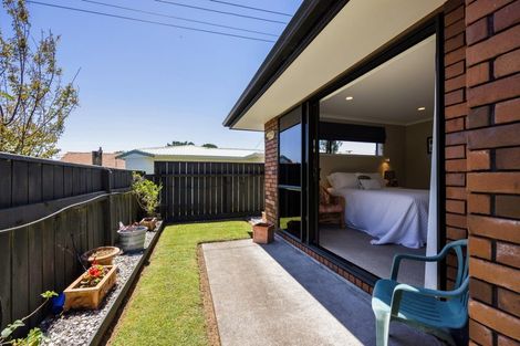 Photo of property in 9d Wilton Street, Westown, New Plymouth, 4310