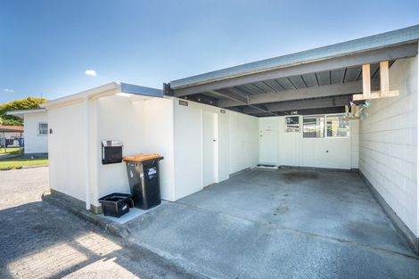 Photo of property in 16 Papakowhai Court, West End, Palmerston North, 4412