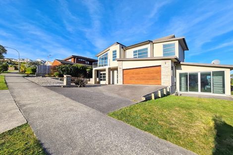 Photo of property in 74 Amesbury Drive, Churton Park, Wellington, 6037