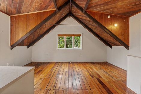 Photo of property in 209 Motutara Road, Muriwai, Waimauku, 0881