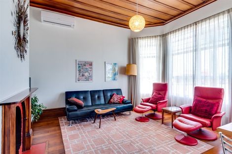 Photo of property in 68 Nelson Crescent, Napier South, Napier, 4110