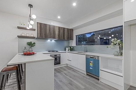 Photo of property in 10 Waka Street, Albany Heights, Auckland, 0632