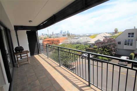 Photo of property in 2c/28 Stanwell Street, Parnell, Auckland, 1052
