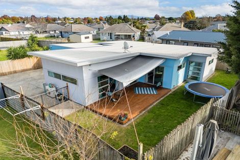 Photo of property in 27a Kenney Crescent, Fairfield, Hamilton, 3214