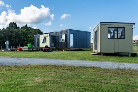 Photo of property in 690 Gorge Road, Maungaturoto, 0588