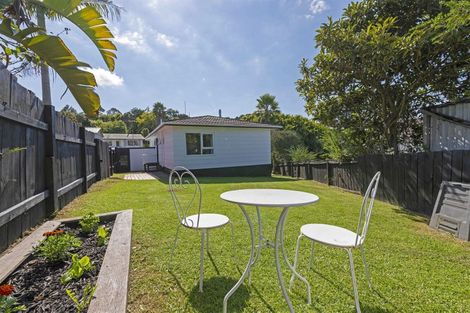 Photo of property in 1/29 Cranston Street, Torbay, Auckland, 0632