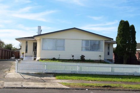 Photo of property in 42 Kivell Close, Mangere East, Auckland, 2024