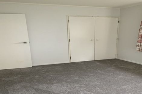 Photo of property in 49a Clayburn Road, Glen Eden, Auckland, 0602