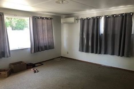 Photo of property in 437 Featherston Street, Palmerston North, 4414