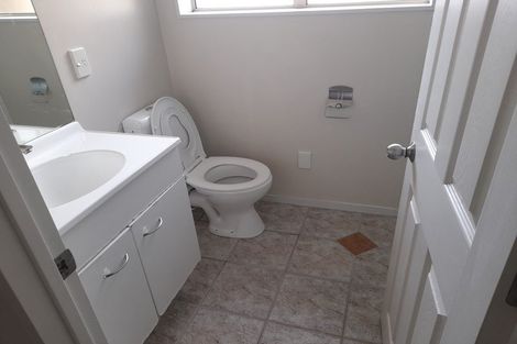 Photo of property in 87 Armoy Drive, East Tamaki, Auckland, 2016