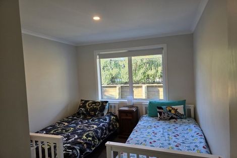 Photo of property in 8 Ratahi Way, Omokoroa, 3114