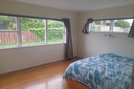 Photo of property in 24 Rambler Crescent, Beach Haven, Auckland, 0626