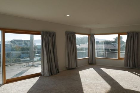 Photo of property in 13 Groves Road, Raumati Beach, Paraparaumu, 5032